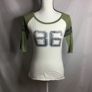 86 baseball shirt Size Large